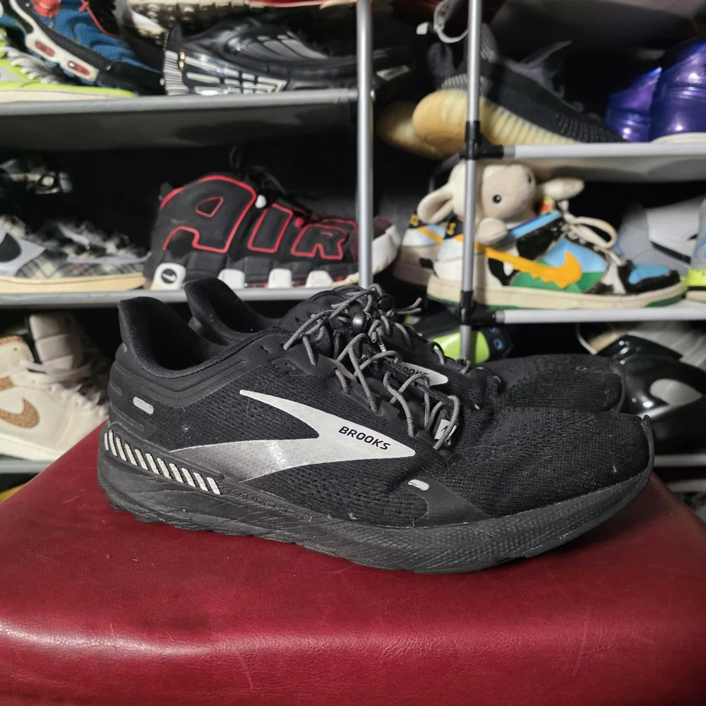 🔥 Brooks Black Running Shoes with Silver Logo Launch GTS 9 Size 13 Men's